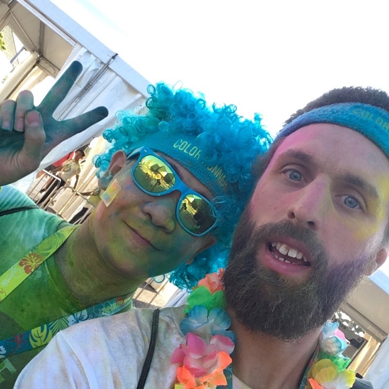 &#x1F1E8;&#x1F1F3; Selfies with Strangers #happiest5k