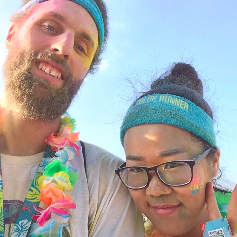 &#x1F1E8;&#x1F1F3; Selfies with Strangers #happiest5k