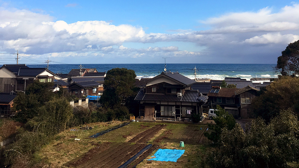🇯🇵 Japan: Ocean Walk & Mountain Hike