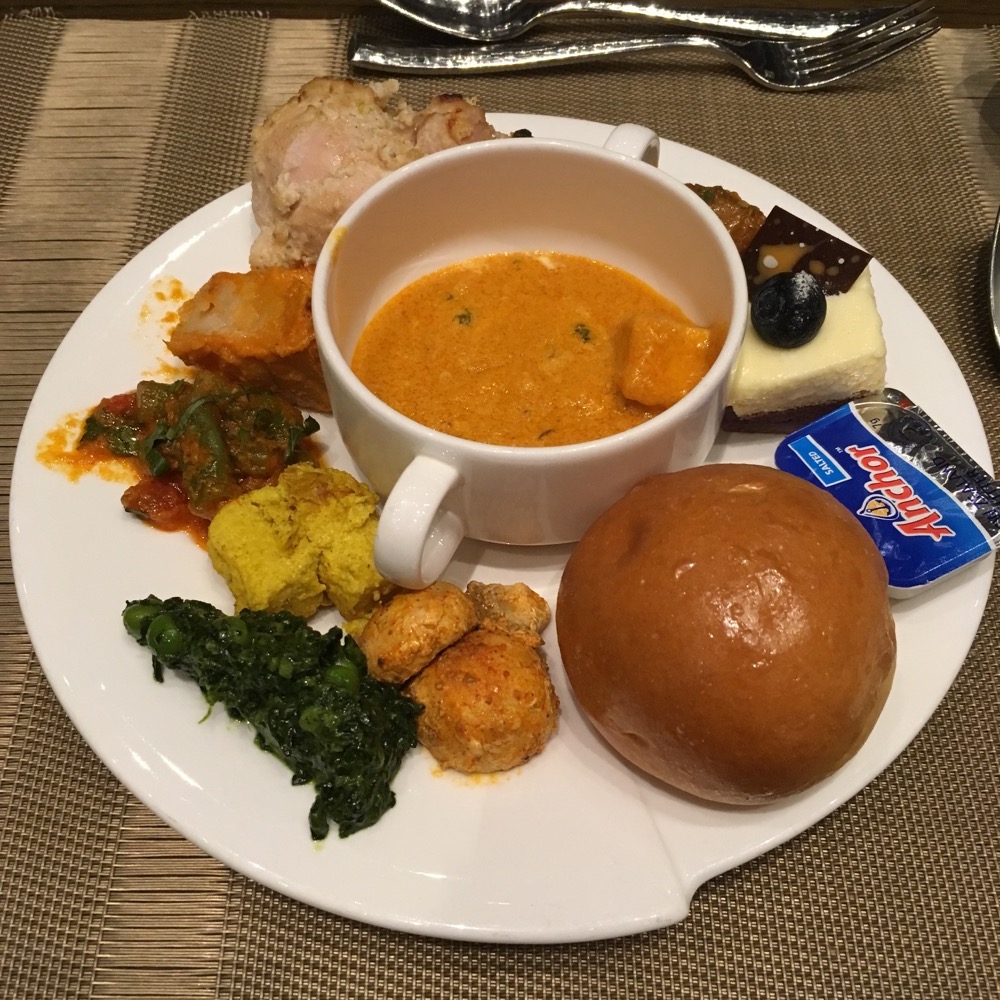 π²π΄ Lunch in Macao